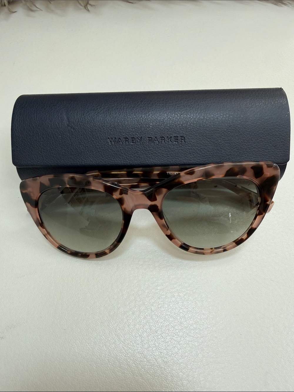 Warby Parker Tortoiseshell Sunglasses with Brown Gradient Lenses